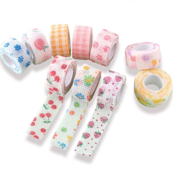 XC16 Disposable Non-Woven Dog Paw Covers on a pet